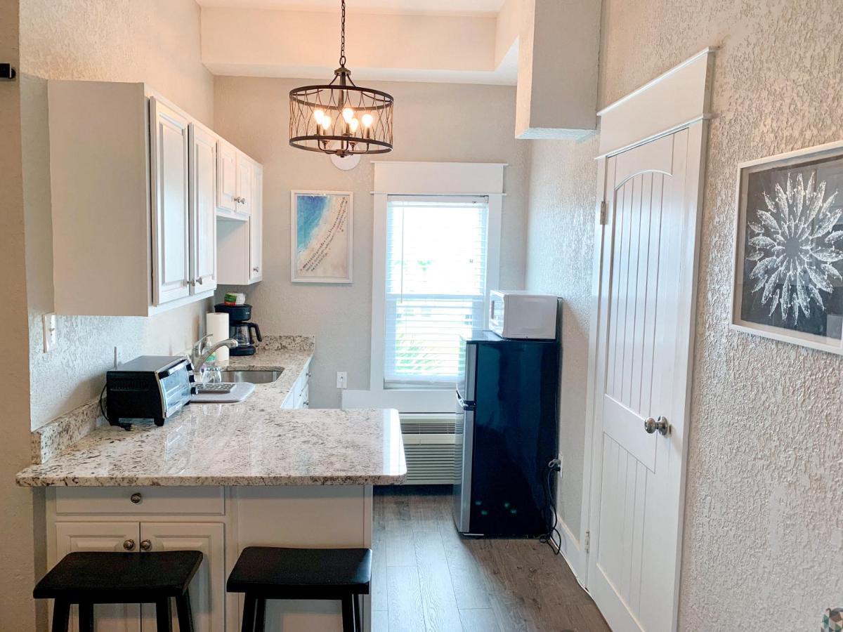 Budget Friendly Condo Within Walking Distance To The Beach! Gulf Shores Exterior foto